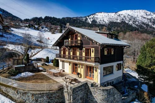 Maison Jaune - Alpes Travel - Les Houches - Sleeps 10