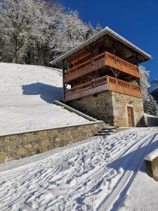 Chalet Mazot de Joe avec son hammam entre la Clusaz et Annecy 9 Allée du Vieux Moulin 74230 Thônes Rhône-Alpes