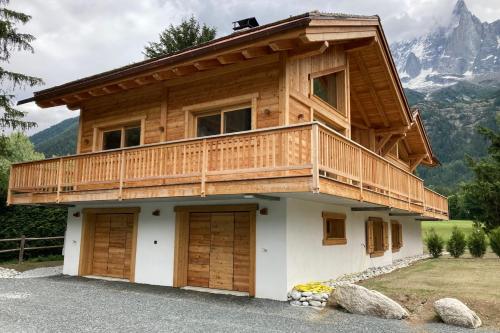 Chalet Chalet Mitoyen pour 8 avec BALCON et JARDIN 210 Chemin des Campenes Chamonix-Mont-Blanc