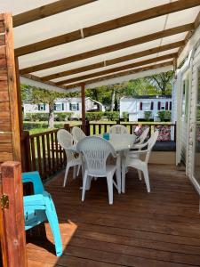 Mobil-home climatisé avec piscine