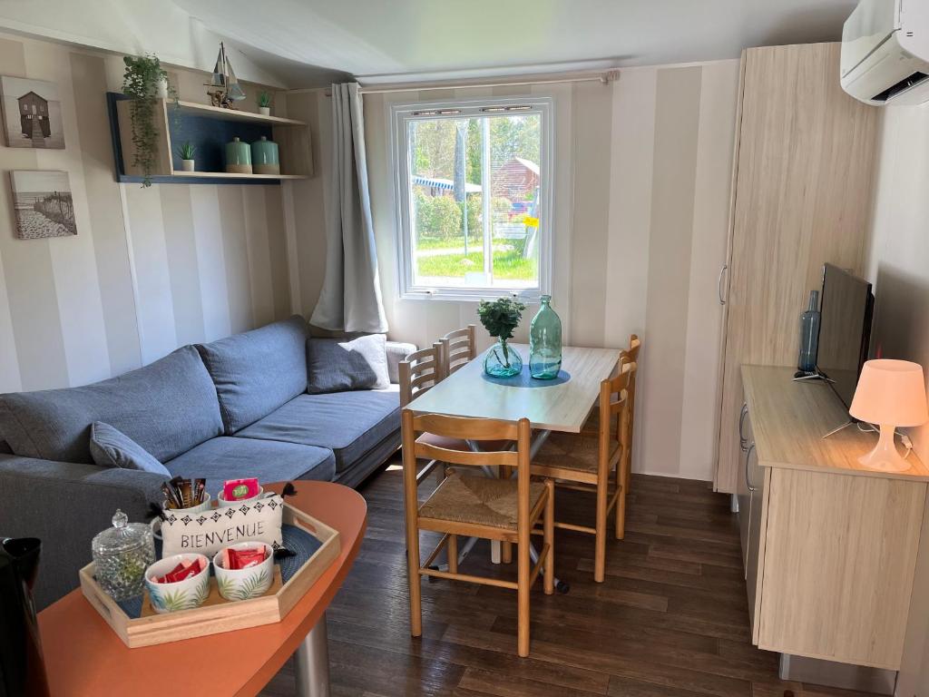 Chalet Mobil-home climatisé avec piscine Promenade de l'Étang 40200 Aureilhan
