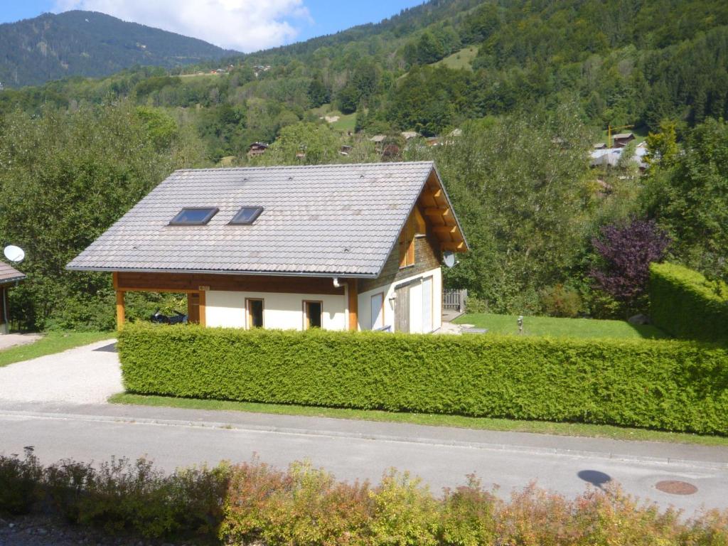 Chalet Modern 8 pers chalet spacious and neatly decorated  74430 Saint-Jean-dʼAulps