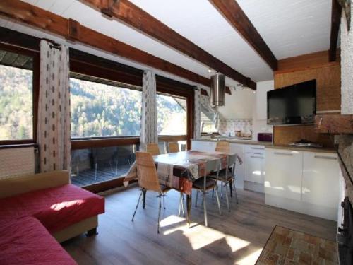 Chalet Chalet Mont-Dore, 4 pièces, 9 personnes - FR-1-608-88 ROUTE DU SANCY Le Mont-Dore