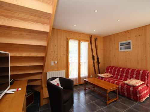 Chalet Chalet Mont-Dore, 5 pièces, 8 personnes - FR-1-608-15 HAMEAU DES SOURCES 13 BOULEVARD MIRABEAU CHALET N°16 Le Mont-Dore