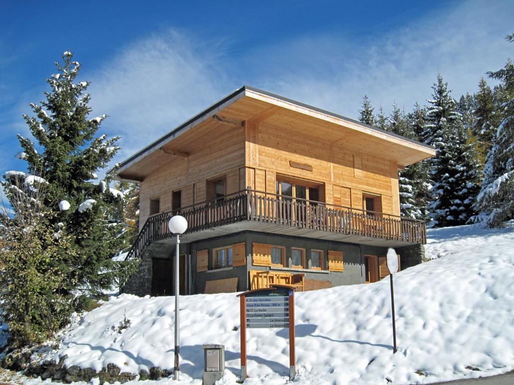 Chalet Nice apartment in a great location in Willingen-Oberland  73210 Peisey-Nancroix