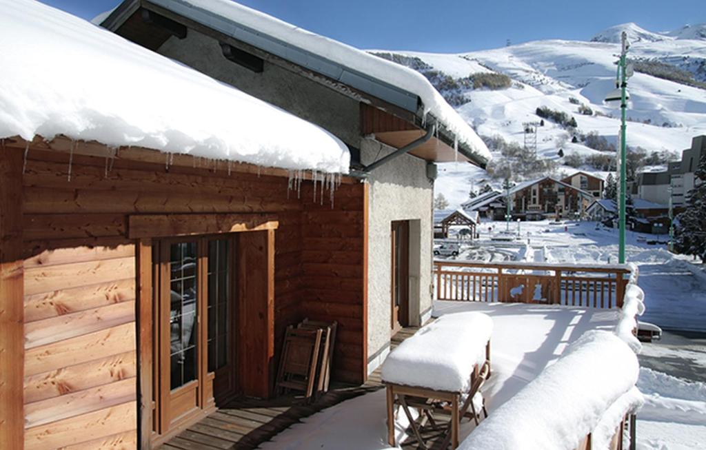 Odalys Chalet Le Marmotton 65 avenue de la Muzelle, 38860 Les Deux Alpes