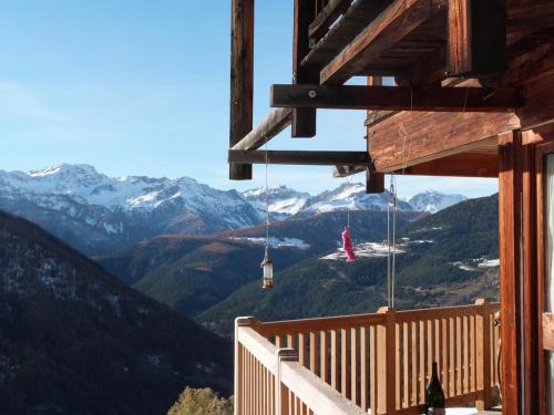 Chalet panoramique Château-Ville-Vieille france