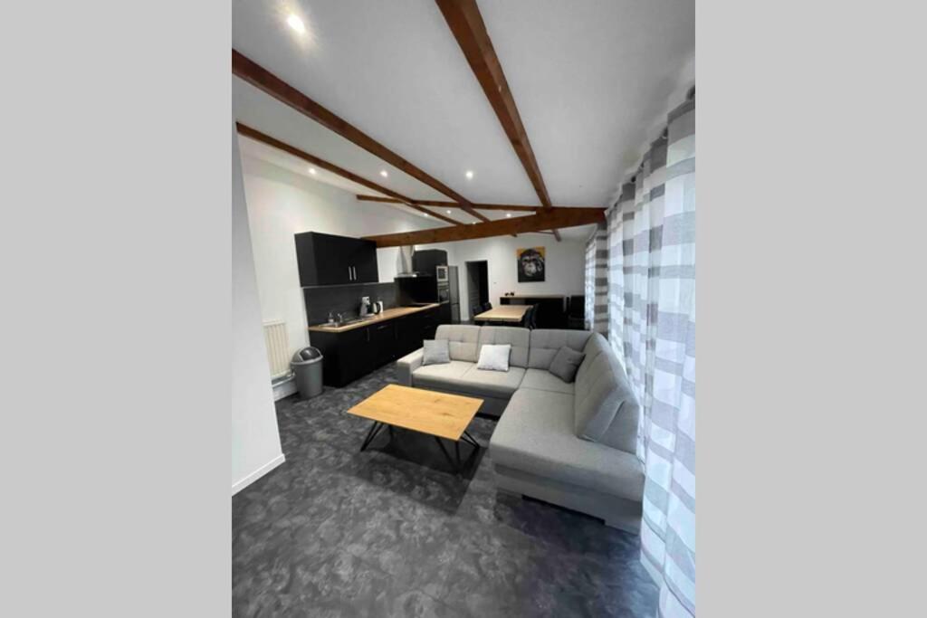 Petit studio au calme rénove a nouveau 93200 Saint-Denis
