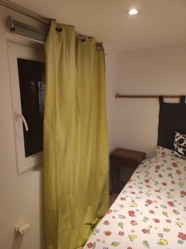 Petit studio au calme rénove a nouveau