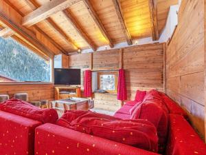 Chalet Pretty Chalet with Sauna Skiing Nearby  73210 Peisey-Nancroix Rhône-Alpes