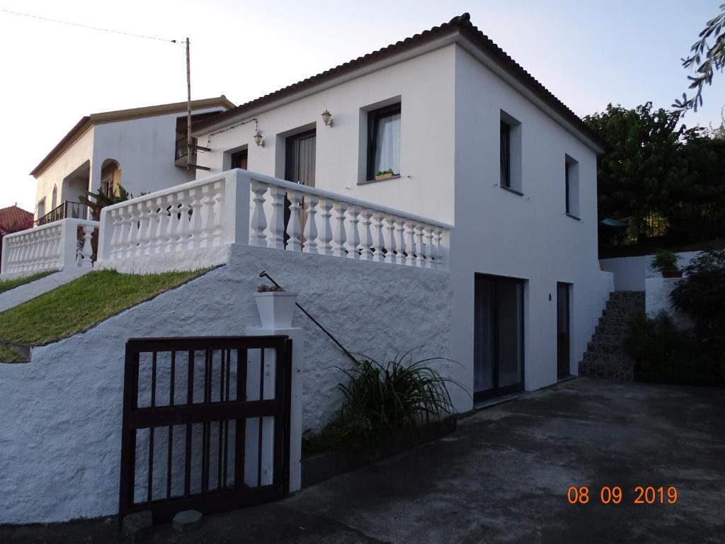 Chalet Quinta da Maria Extremo numero  5 Castelo Branco Faial 9900-333 Horta