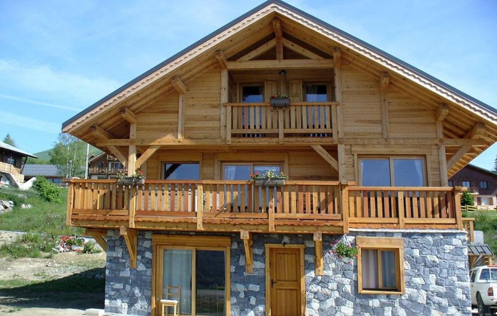 Chalet REFLET DES AIGUILLES - Chalet avec Jacuzzi Chalet Le Reflet des Aiguilles 73300 La Toussuire