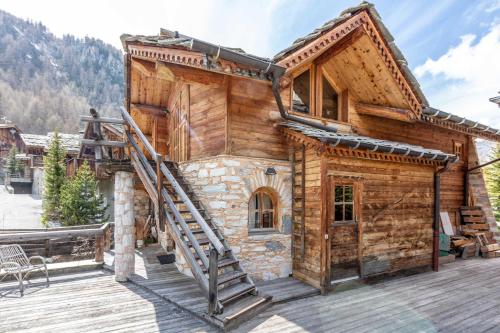 RIVAS Magnifique CHALET centre Val d Isere, proximite pistes