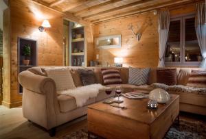 Riverwood Lodge