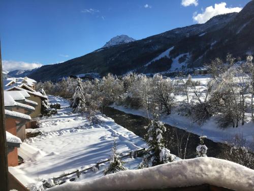 Chalet Rivière, 5 en-suite. La Salle-Les-Alpes france