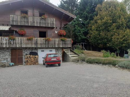 Chalet savoyard Lornay france
