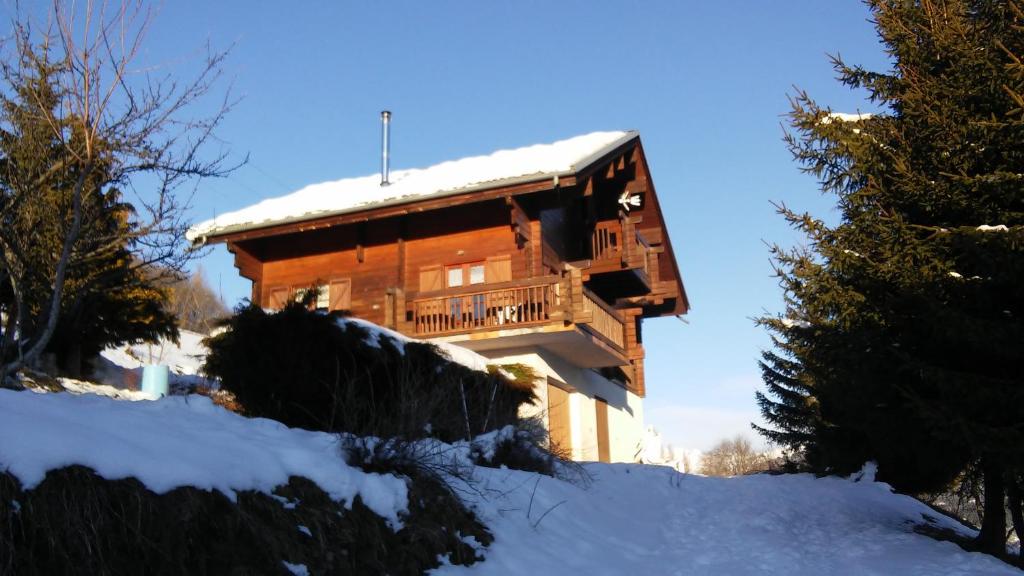 Spacieux Chalet picolard, 73700 Les Chapelles