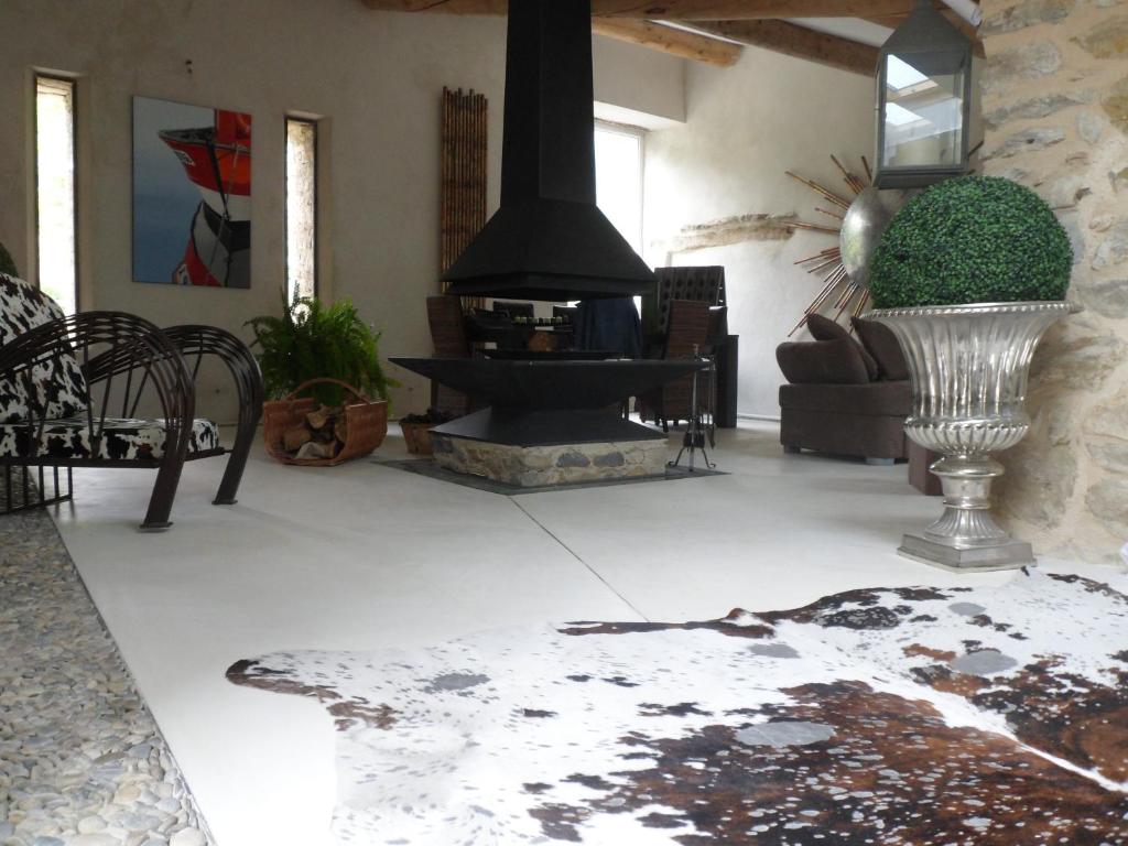Spacious, contemporary 5Br Chalet with glacial views 74400 Chamonix-Mont-Blanc