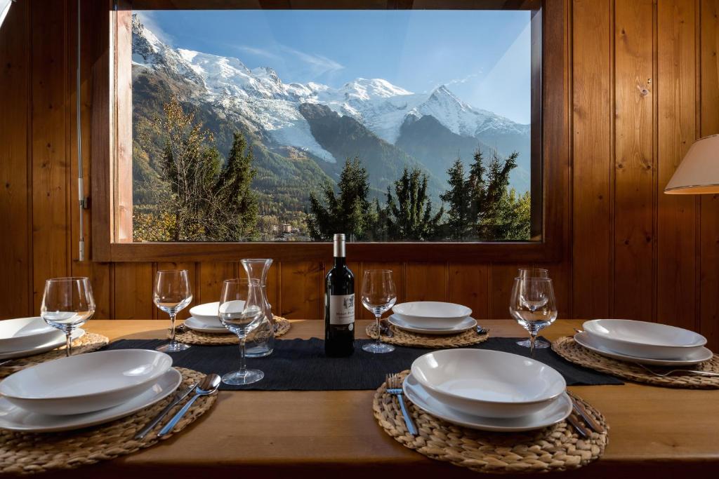 Chalet Stunning Views Chamonix 65 Chemin du Nant Favre 74400 Chamonix-Mont-Blanc