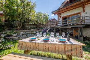 Chalet Superb Chalet With Balcony In Chamonix 846 Route des Pèlerins 74400 Chamonix-Mont-Blanc Rhône-Alpes