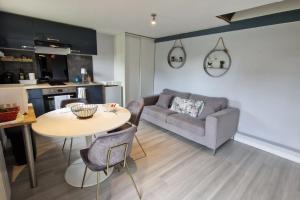 Sweet Escapade Near to Fontainebleau
