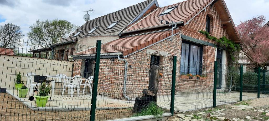 T2 cabine indépendant en rez-de-chaussée d'un chalet 66120 Font-Romeu-Odeillo-Via