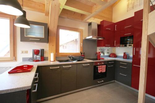 Chalet Chalet Timbers - Light and modern - sleeps 6 - Les Gets Apartment Timbers Impasse de la Maison d' en Bas Les Gets