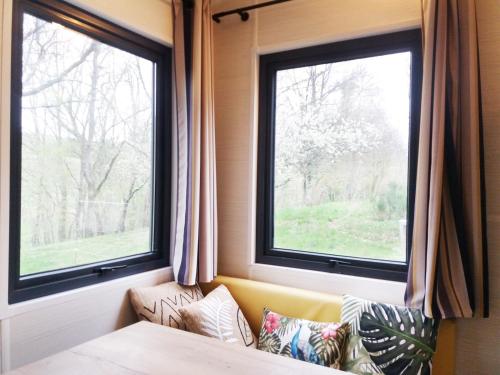 TINY HOUSE AUTONOME EN PLEINE NATURE