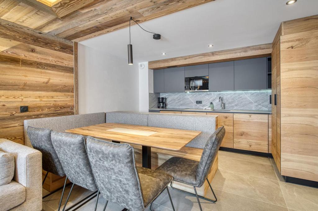 Tiny-House sous les arbres et les oiseaux 89520 Les Cueillis