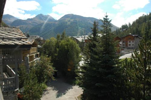 Chalet CHALET TOLIMA Le Crêt Avenue Olympique Val dʼIsère