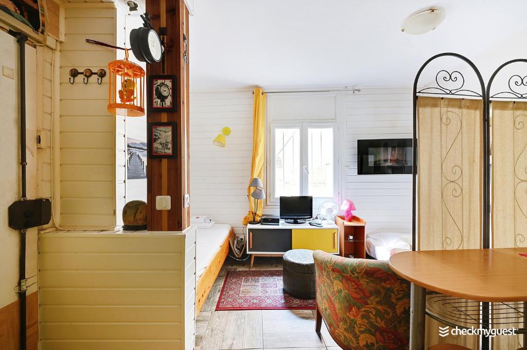 Tranquil Holiday Home in Piltdown with Terrace, Garden, Barbecue 88120 Zhezdi