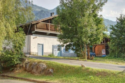 Unique Savoyard 4 bed Chalet farmhouse sleeps 8-10