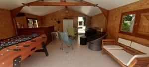 Chalet Vacances a la campagne mobil home tout confort , chalet avec barbecue, 31 La Rue principale les chapelles 53250 Javron-Les-Chapelles Pays de la Loire