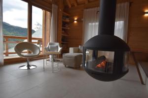 VAUJANY LOCATIONS OULALA