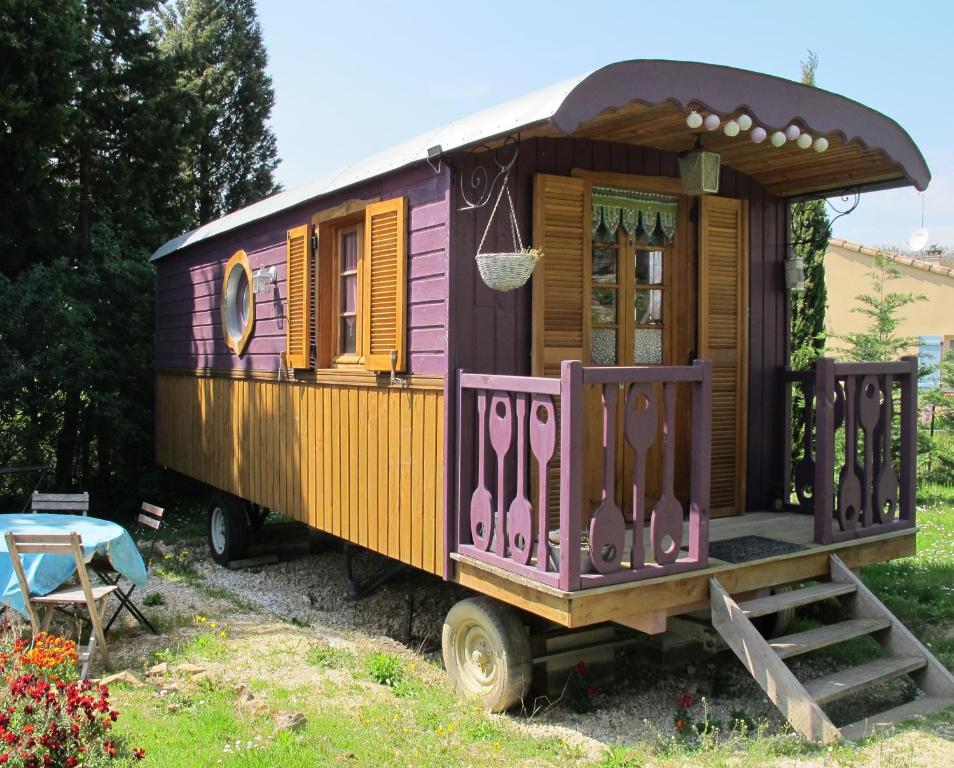 Chalet Les P'tites Maisons dans la Prairie 85300 Sallertaine