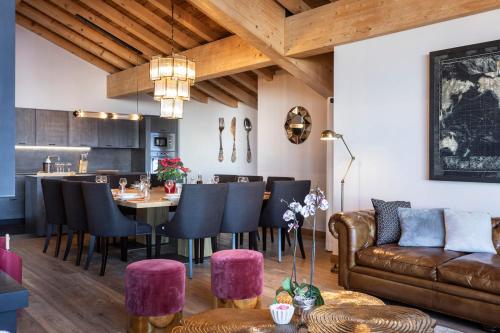 Chalets du Koh-I Nor by Les Etincelles
