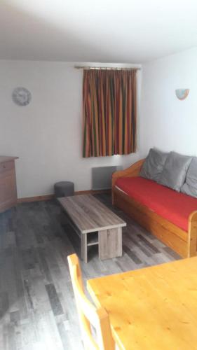 Appartement Chalets Du Galibier Ii - 3 Pièces pour 6 Personnes 124 ROUTE DU GALIBIER, LE MOULIN BENJAMIN Valloire