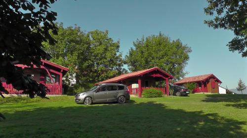 Chalets Etchemendigaraya Suhescun france