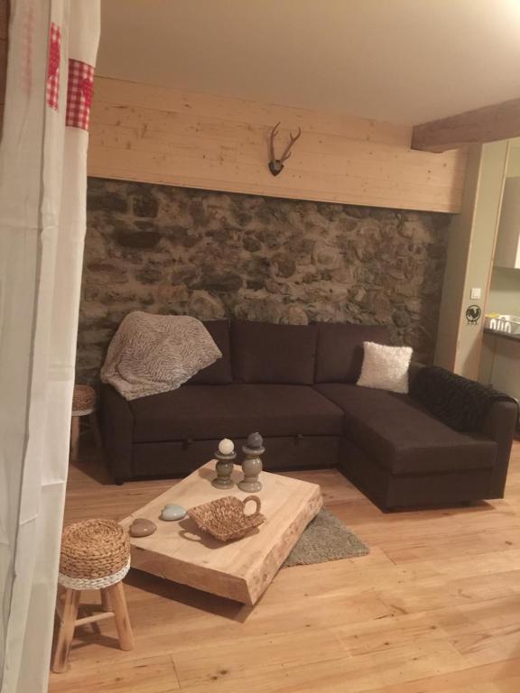 Chalets La Ferme Sainte Catherine 156 Route de Flerier 74440 Taninges