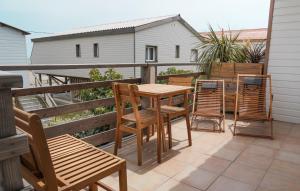 Chalets Le Chalet du Papa 11 AVENUE DES COURLIS 11430 Gruissan Languedoc-Roussillon