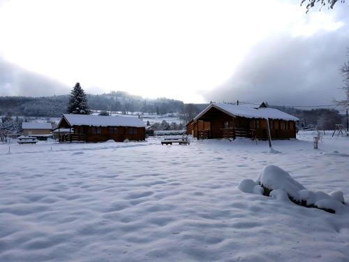 Chalets chalets les 5 loups 12 bis route du noir sapin Gerbépal