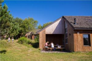 Chalets Les Bouviers Village de gîtes des Bouviers 48700 Saint-Denis Languedoc-Roussillon