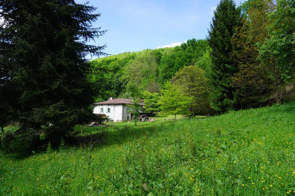 Les cabanes du domaine de l Esperluette 04340 Le Lauzet-Ubaye