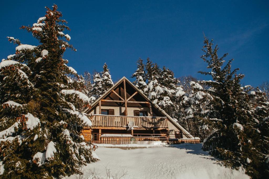 Chalets Les chalets de Pré Clos en Vercors Pré Clos et Pigné 38650 Saint-Andéol