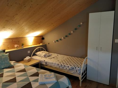 B&B / Chambre d'hôtes Chambre Chaleureuse chez l'habitant 123 rue Antoine de Saint Exupery, Saint-Denis-les-Bourg Bourg-en-Bresse