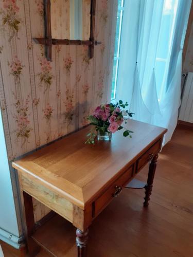 Chambre confortable dans maison bourgeoise Rouffignac france