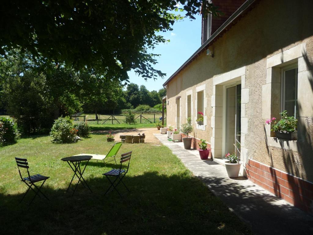 Séjour chez l'habitant Chambre d'hôte en Vallée du Loir - Elevage des Rosiers Les Rosiers - Bazouges sur le Loir Elevage des Rosiers, 72200 Bazouges-sur-le-Loir