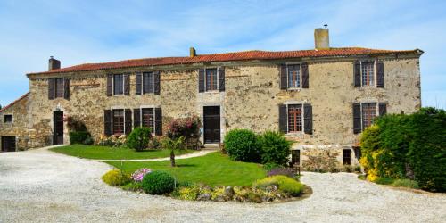 Chambre d'hôte Manoir de La Baudonnière Monsireigne france