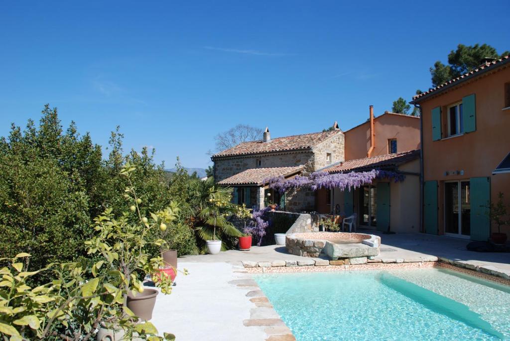 Maison d'hôtes Chambre d'hôtes Au creux du Chambon 252 montée de Jamelle, 07260 Joyeuse