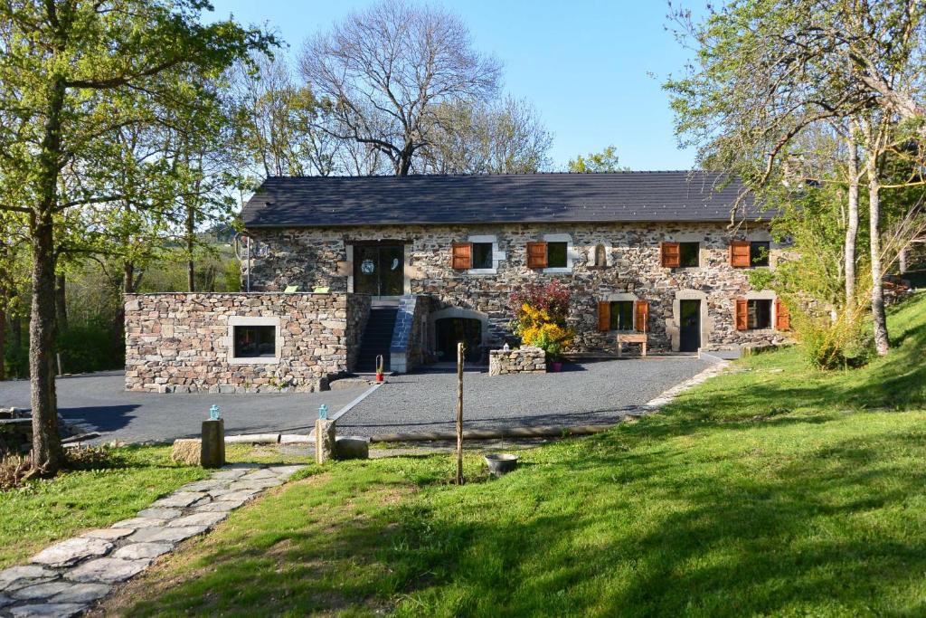 Maison d'hôtes Chambre d'hôtes aux Pays des Sucs Les Chazes, 43260 Saint-Hostien